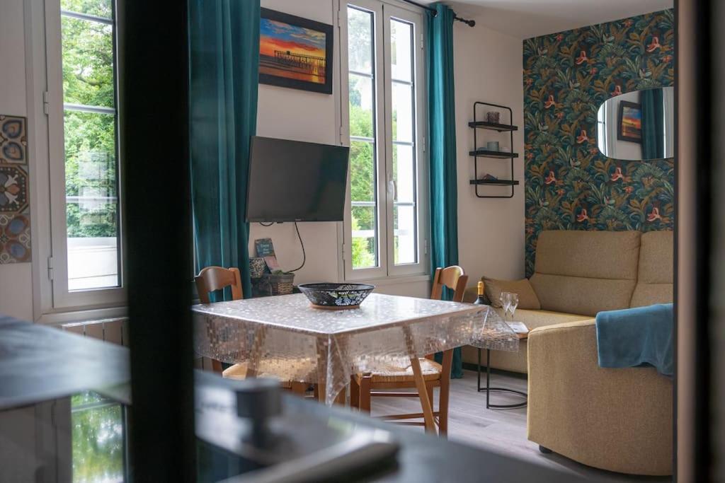 Gite Le Doris Avec Place De Stationnement Privee Incluse Етрета Екстер'єр фото