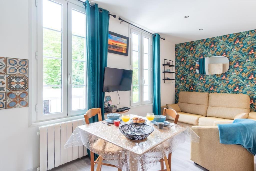 Gite Le Doris Avec Place De Stationnement Privee Incluse Етрета Екстер'єр фото